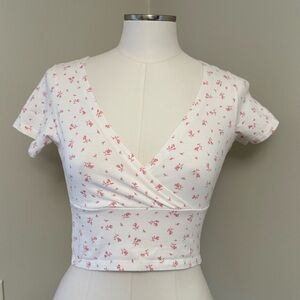 Brandy Melville White and Pink Floral Crop Top
